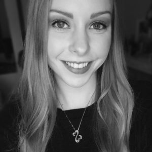 Meet your Posher, Jasmine